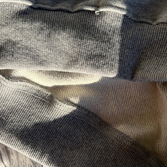 Louis Vuitton Paris sweatshirt - Picture 7 of 8